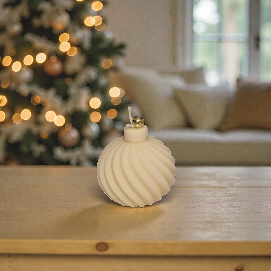 Winter Bauble – Twist